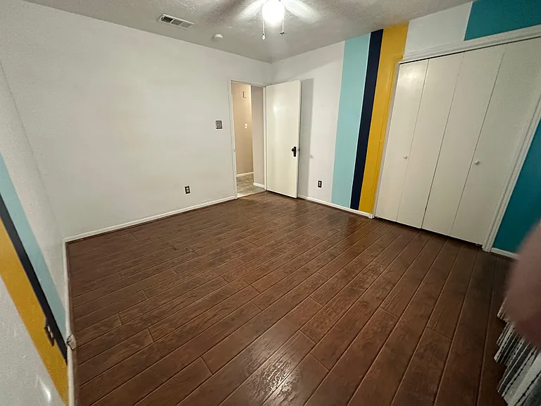 5408 Cunningham Dr — Photo 11