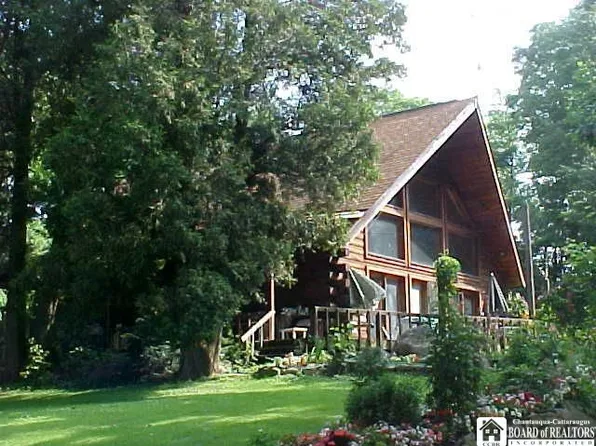 2796 N Main St, Findley Lake, NY 14736