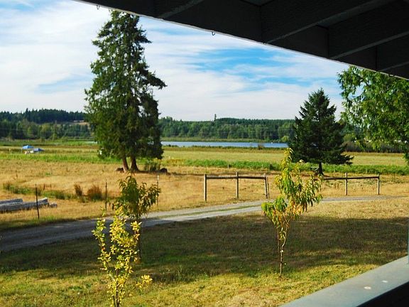 3rd image of 5012 416th St E
