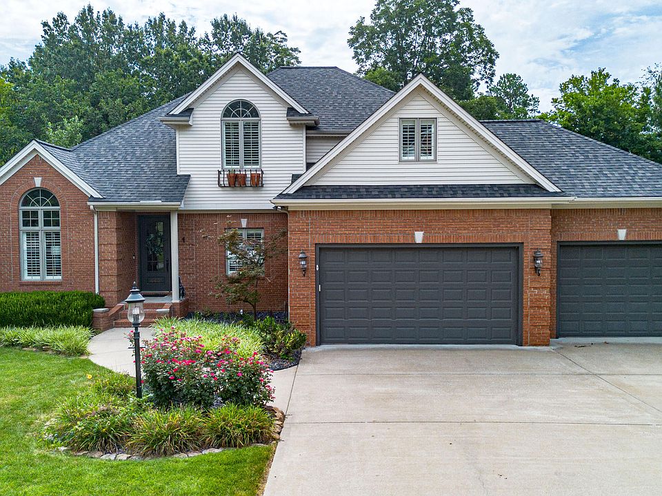 1st image of 445 Ashcreek Rd