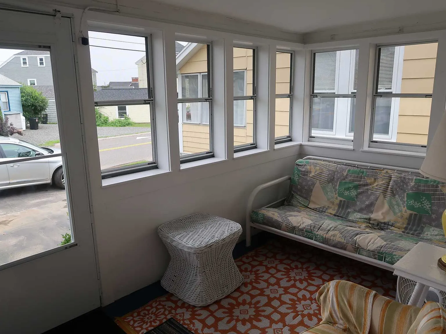 2 bed, 900 sqft, $1,800 — Photo 3