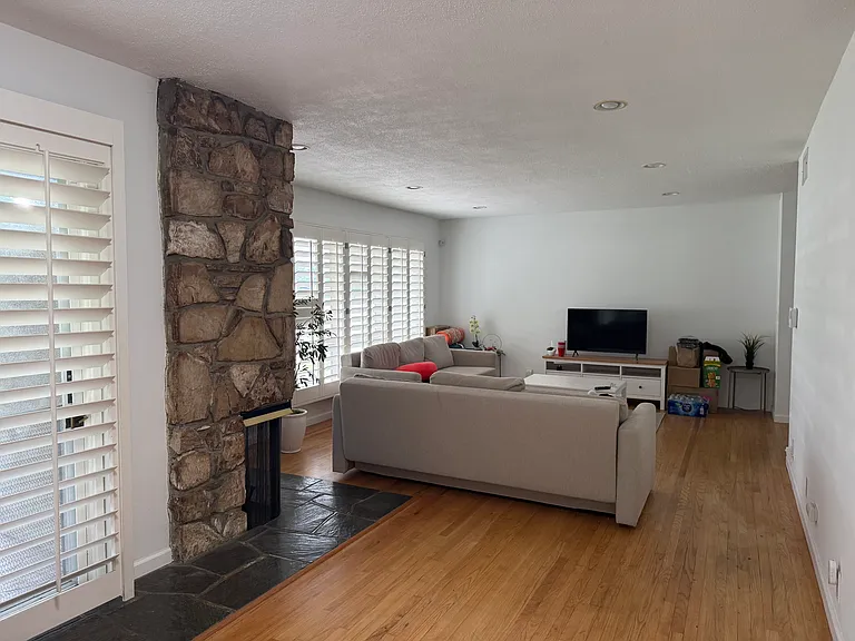 1018 N Lincoln Ave — Photo 9