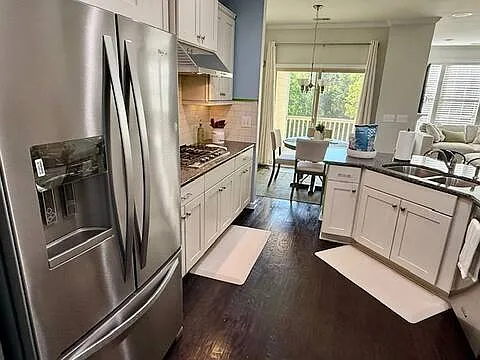 Valleystone Dr — Photo 9