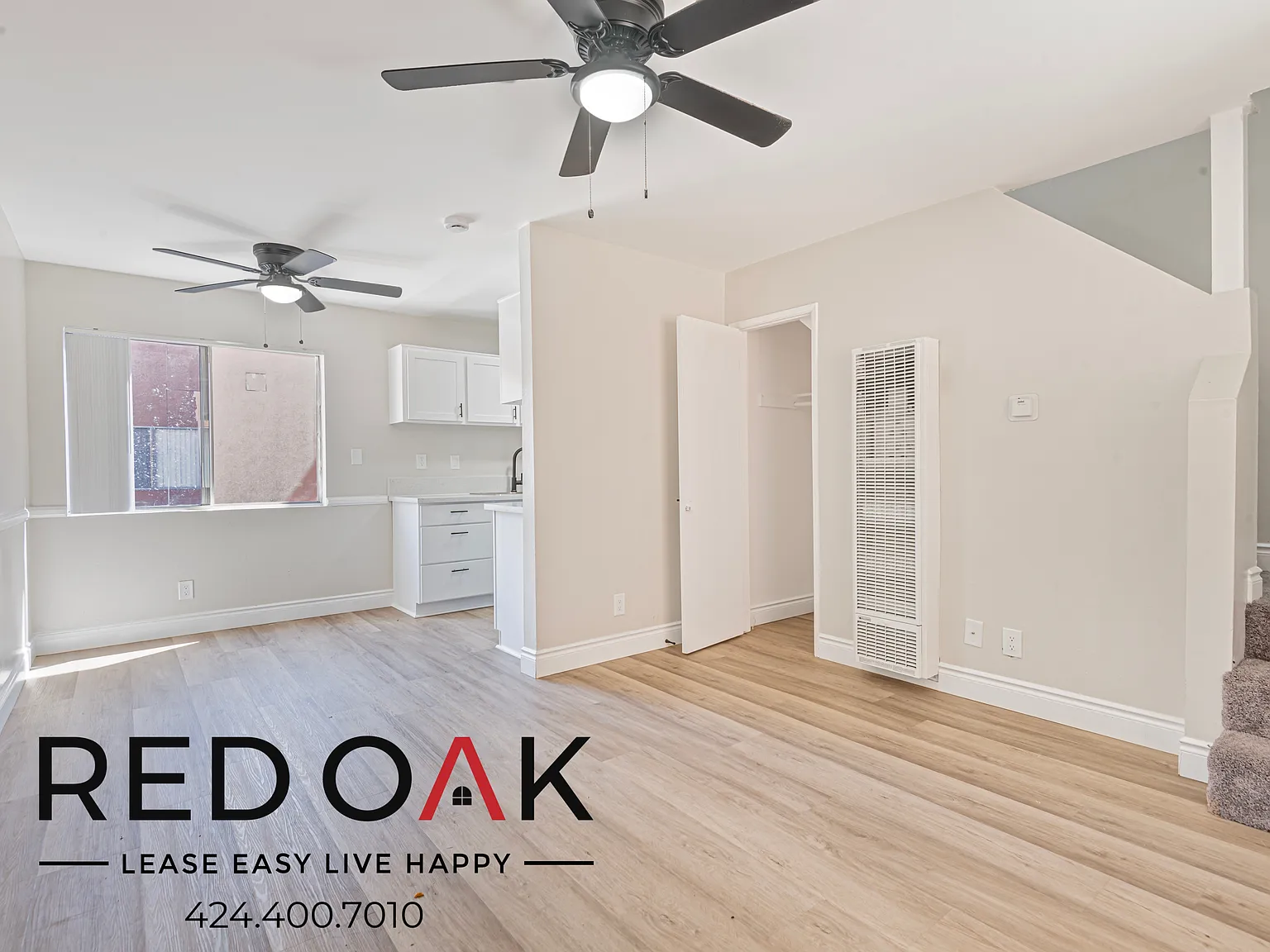 Lovely One Bedroom with Plush Carpet Floors, On-Site Laundry, and Garage Parking Included ~ In Ha... — Photo 1
