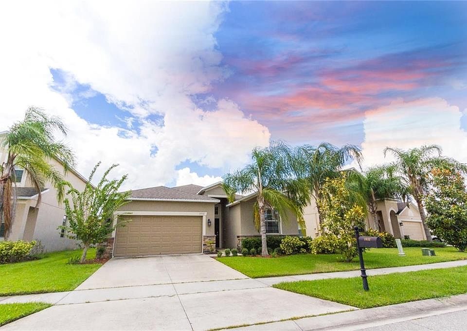 1st image of 1932 Thetford Cir