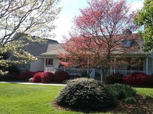 418 Glass Rd, Mount Airy, NC 27030