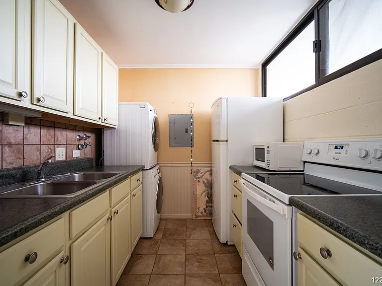 99-015 Kalaloa St #204 — Photo 6