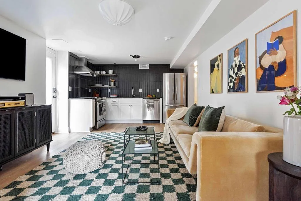 1 bed, 1.0 bath, 521 sqft, $2,250 — Photo 3