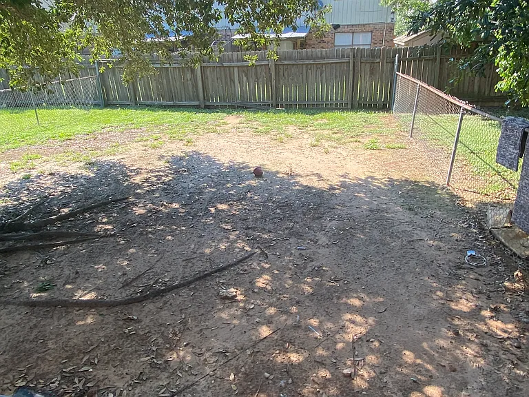 717 San Saba Dr — Photo 14