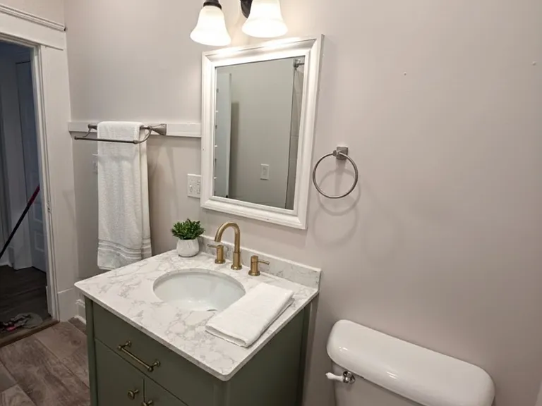 153 S Guerry St #A — Photo 5