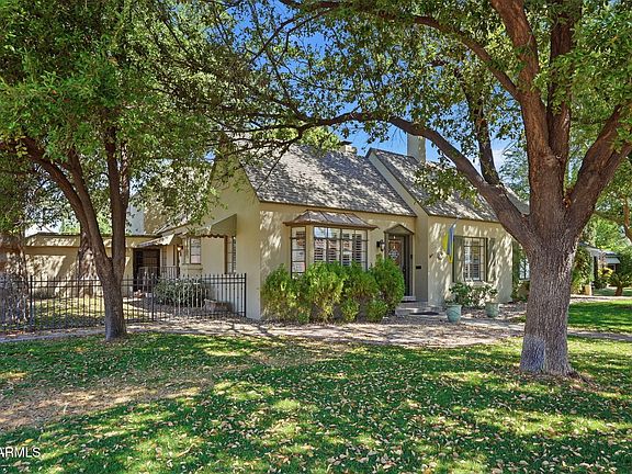3rd image of 1238 W Coronado Road
