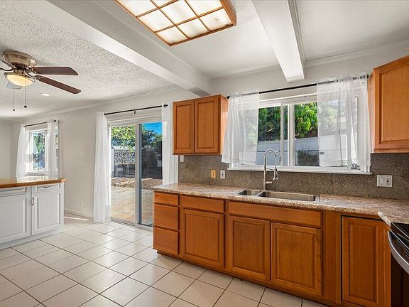 5th image of 460 Kinaole Cir