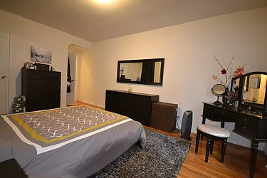 Rented by Silverstein Collection LLC 