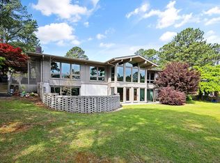 1637 Banbury Ct, Fayetteville, NC 28304