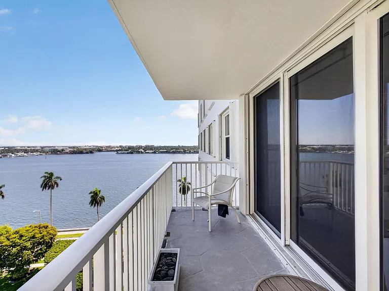 1801 S Flagler Dr #1104 — Photo 36