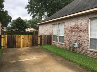 41030 Fairmont Ave, Prairieville, LA 70769