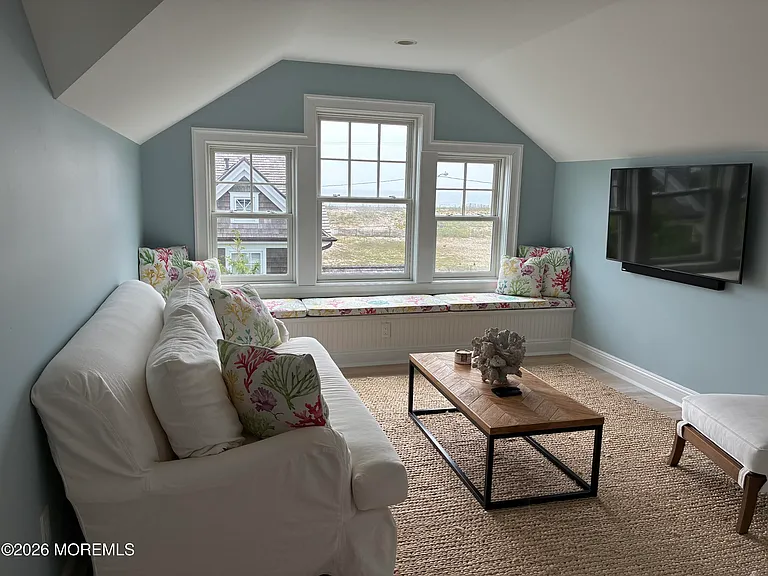 104 Stephens Pl — Photo 25