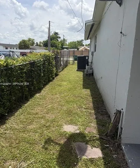 16231 SW 104th Ct — Photo 23