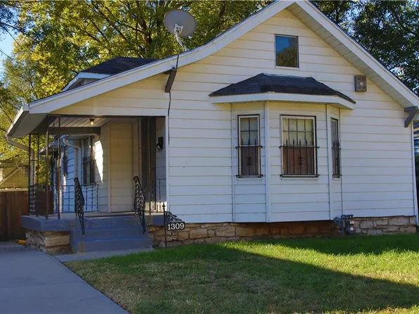 1309 E 59th Ter, Kansas City, MO 64110