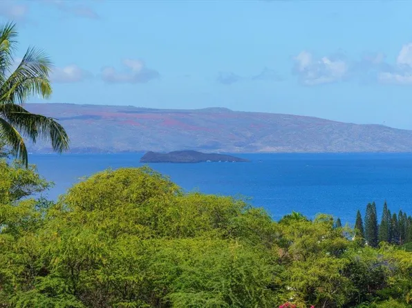 3950 Kalai Waa St APT W201, Kihei, HI 96753