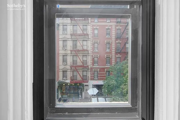 Rented by Sotheby's International Realty | media 9