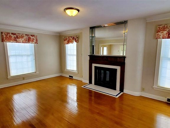 5th image of 508 Palmer St