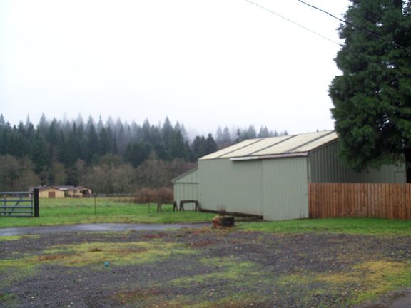 2nd image of 5514 NE 207th Ave