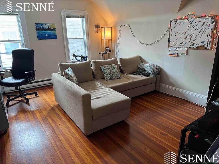 33 Paulina St #2 — Photo 9