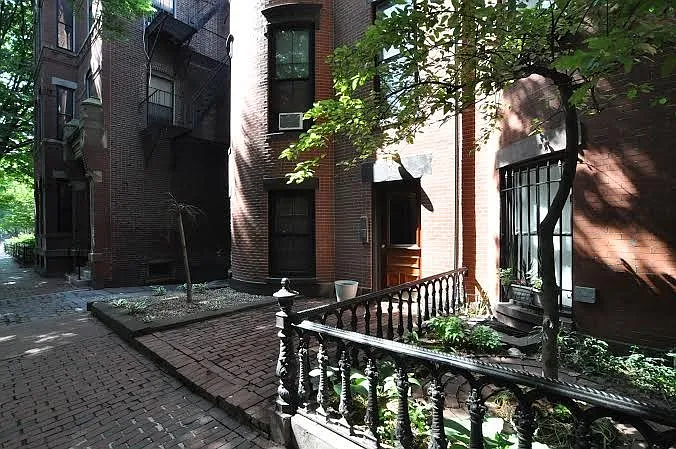 2 Wellington St #8 — Photo 14