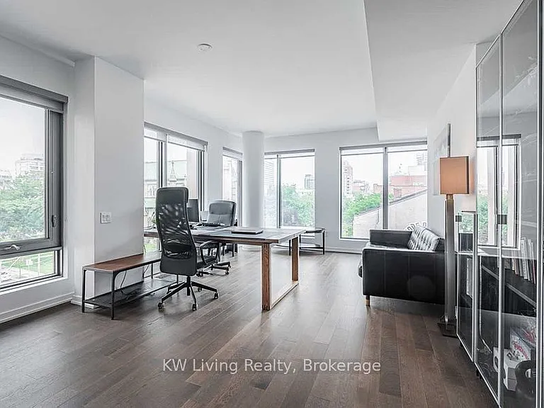 60 Colborne St #402 — Photo 13