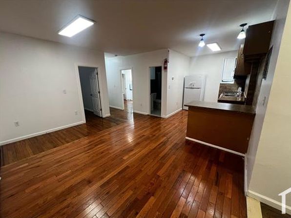 636 Manida St #1R