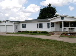 2611 S Orchard Ave, Bolivar, MO 65613