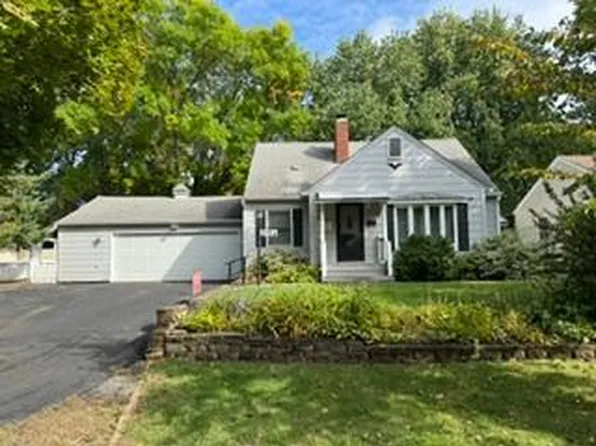 2724 France Ave N, Robbinsdale, MN 55422