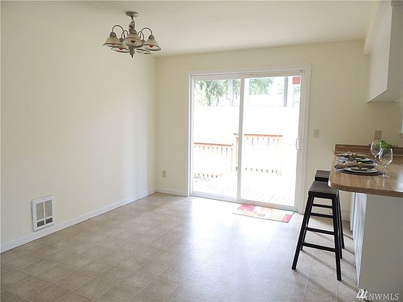 5th image of 16101 SE 318th Pl