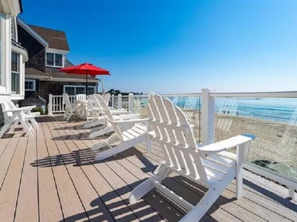 12 Noreast Ln, Hampton, NH 03842