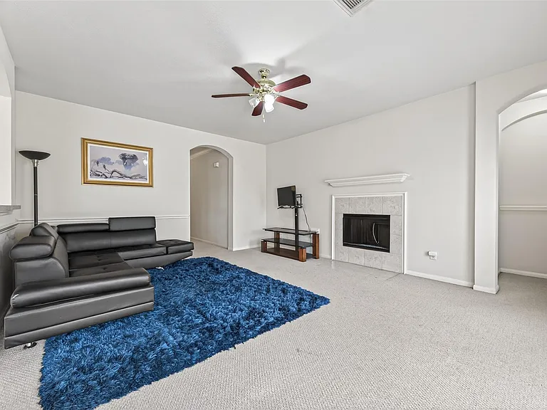 6506 Signal Point Ln — Photo 5