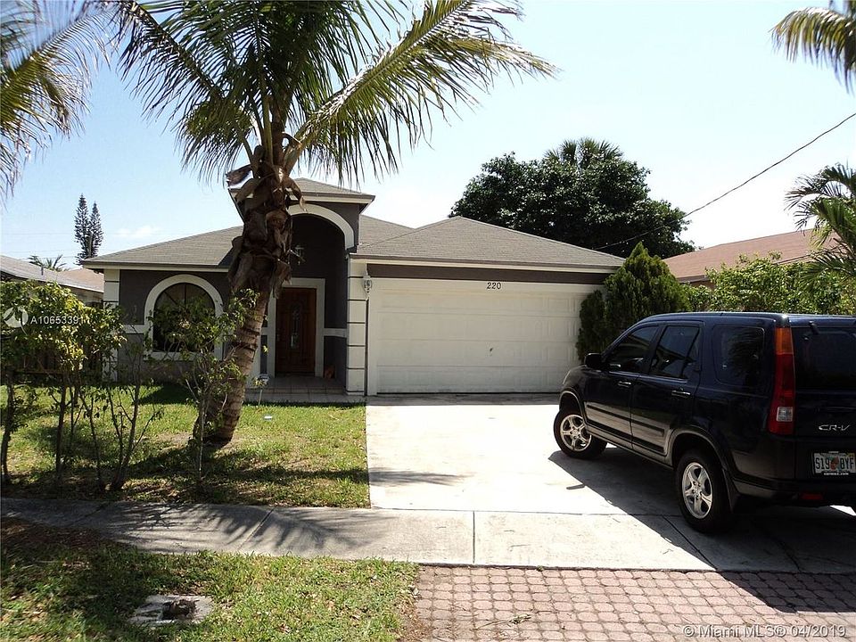 1st image of 220 NW 7th Ave