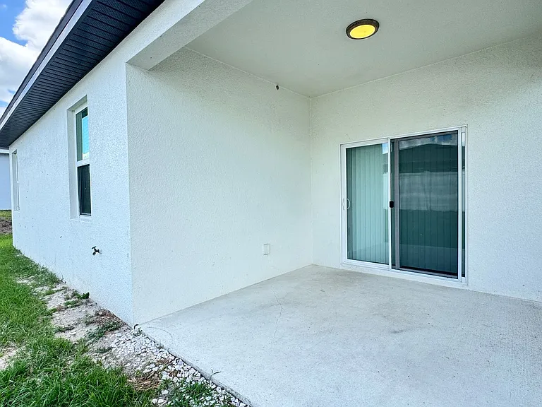 256 Hyacinth Ct — Photo 36