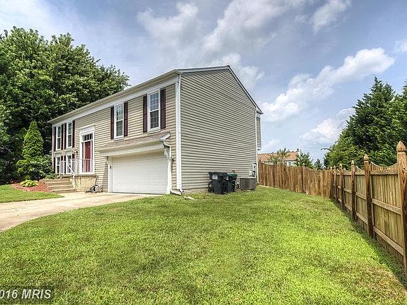 4th image of 17 Banbury Ct