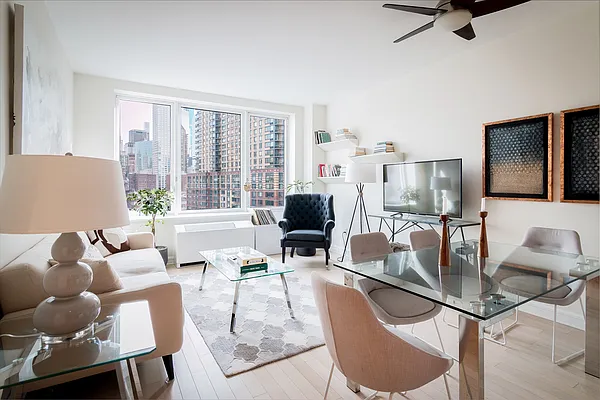 Sold by BLU Real Estate | media 1