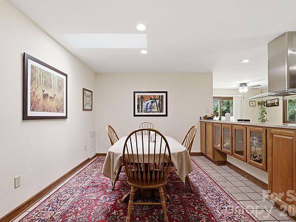 29th image of 855 Edmiston Rd