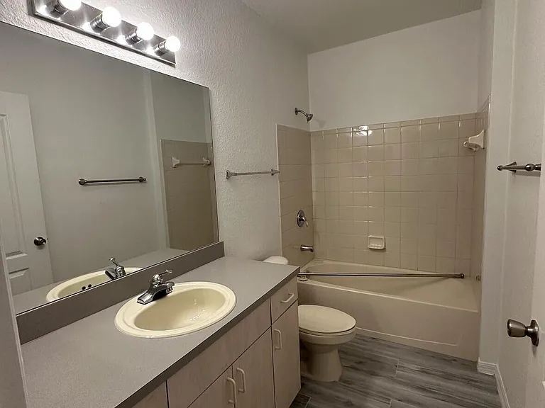 106 SW Peacock Blvd #4-205 — Photo 14