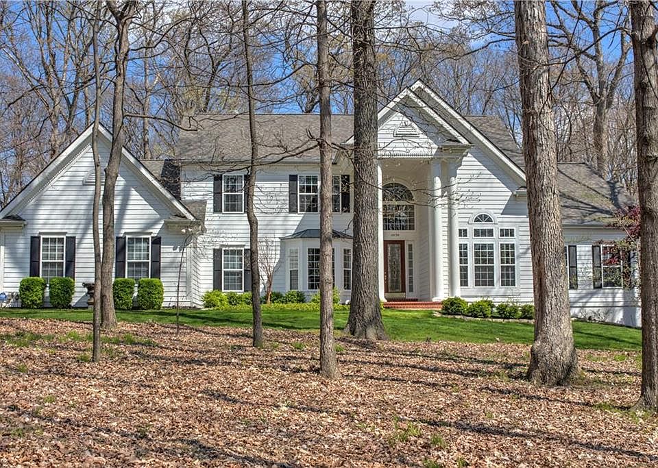 1st image of 18130 Country Trails Ct