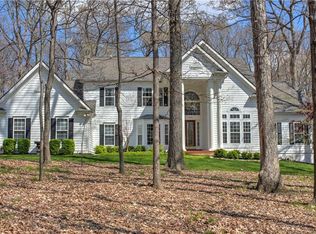 18130 Country Trails Ct, Glencoe, MO 63038