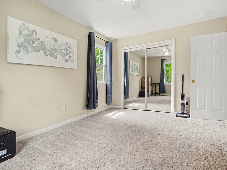 605 Sawmill Rd — Photo 18