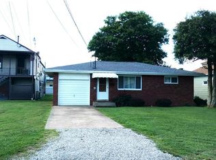 207 Locust St, Belpre, OH 45714