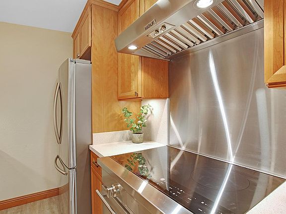 2nd image of 1021 Marcie Cir