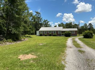 714 N McDonald St, Ludowici, GA 31316
