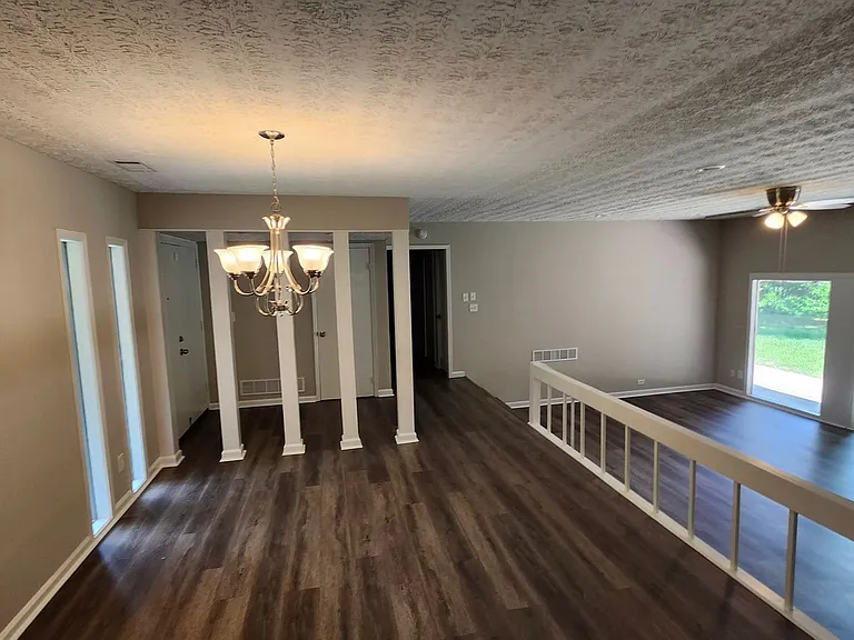 1693 Briarbend Ct — Photo 4