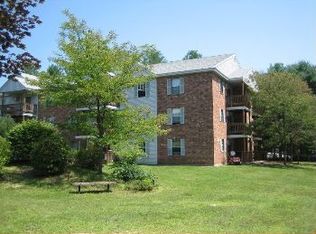 29 Bog Rd APT 2, Concord, NH 03303